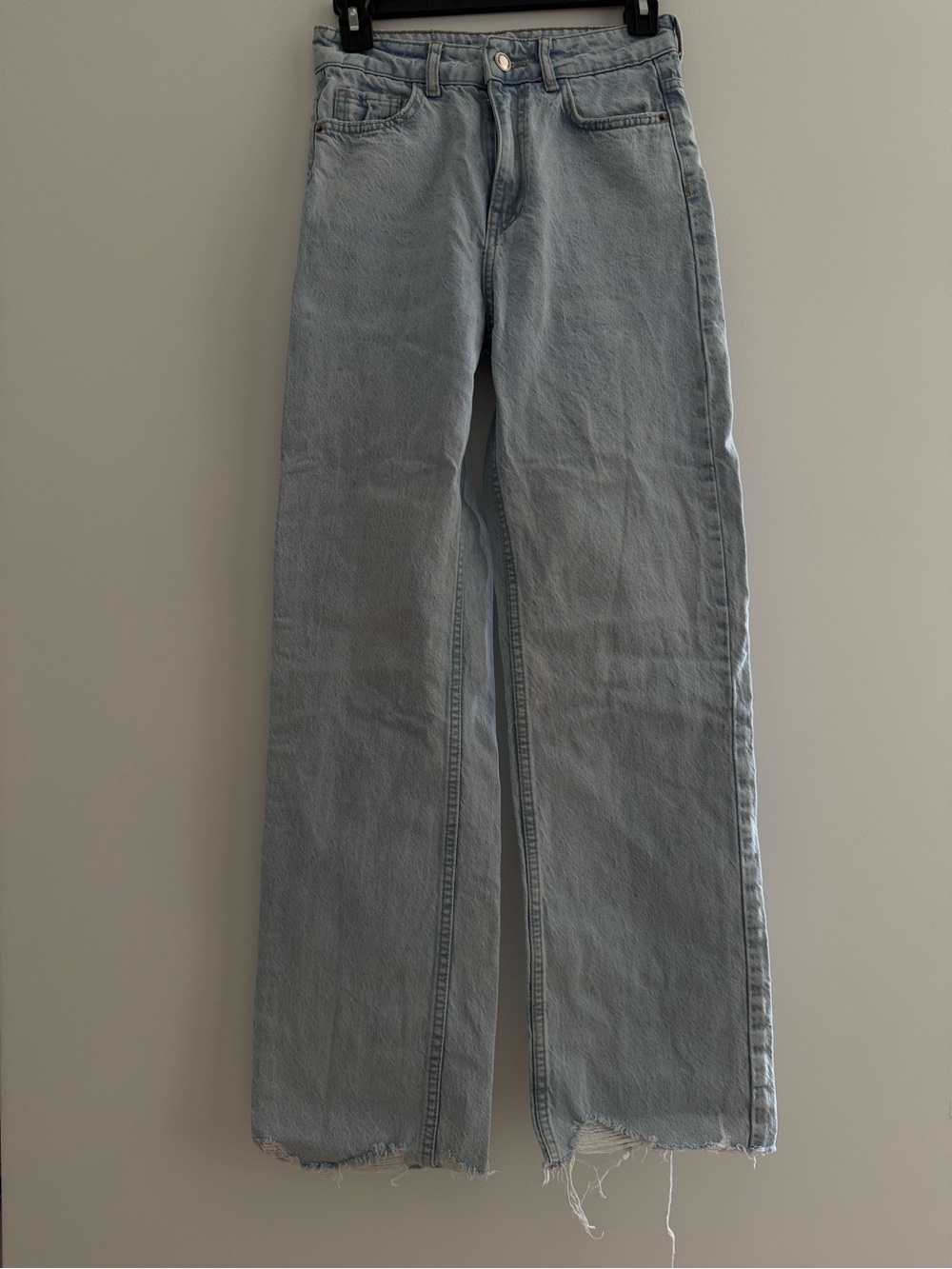 Zara Light Wash Denim Jeans